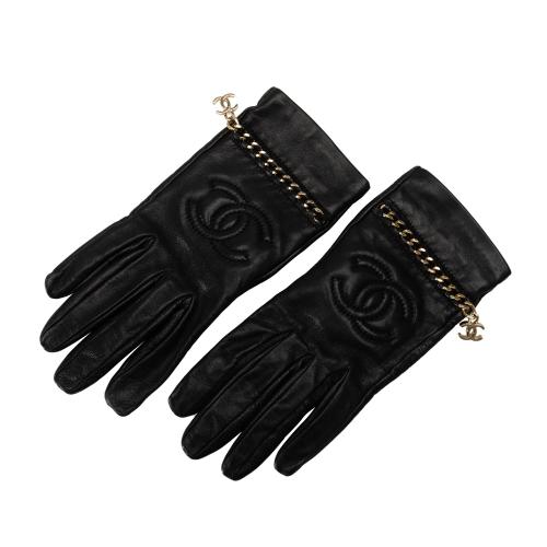 Chanel Lambskin CC Chain Link Gloves