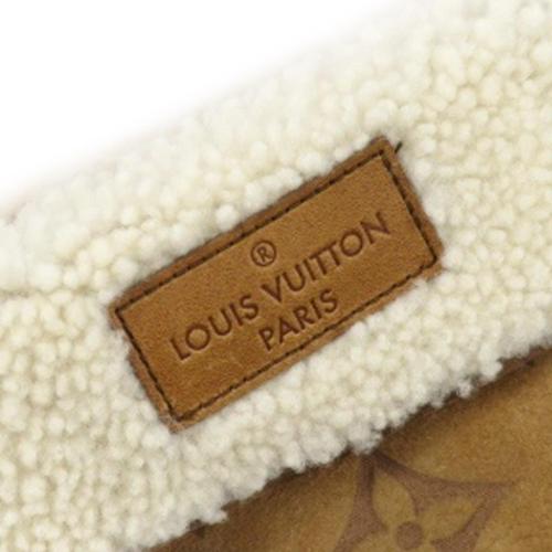 Louis Vuitton Monogram Shearling Gloves