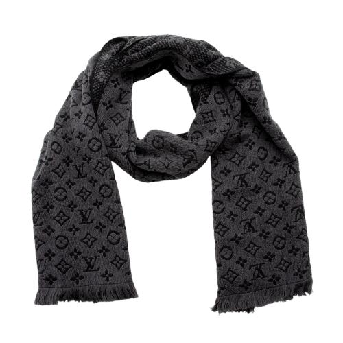 Louis Vuitton Wool Monogram Classic Scarf