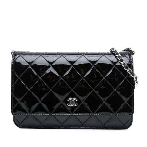 Chanel CC Quilted Patent Wallet On Chain