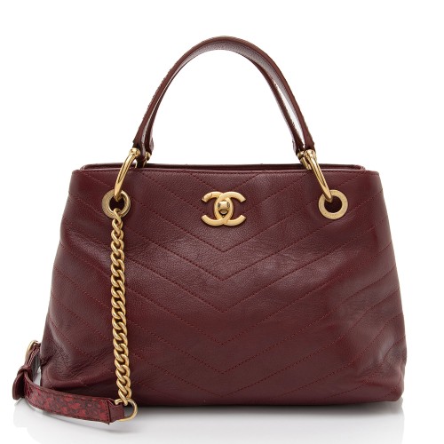 Chanel chevron shopping tote sale