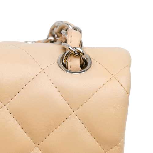 Chanel Jumbo Classic Lambskin Double Flap