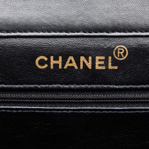 Chanel Jumbo Classic Lambskin Single Flap Bag