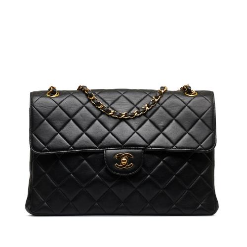 Chanel Jumbo Classic Lambskin Single Flap Bag