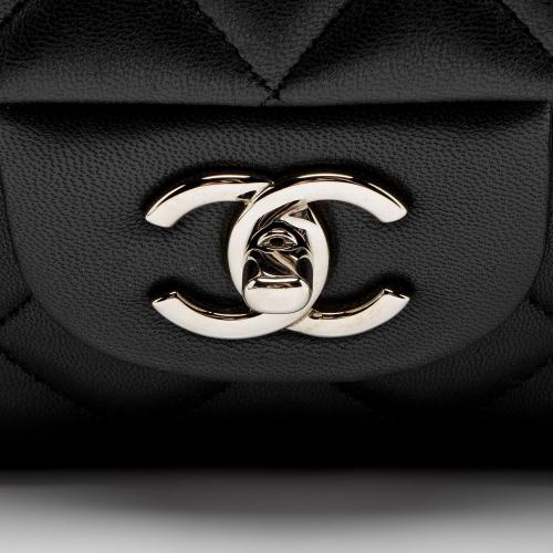 Chanel Lambskin Classic Maxi Single Flap Bag