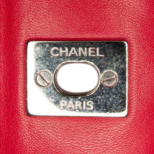 Chanel Maxi Classic Lambskin Single Flap