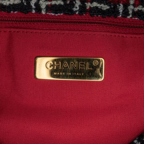 Chanel Maxi Tweed 19 Flap