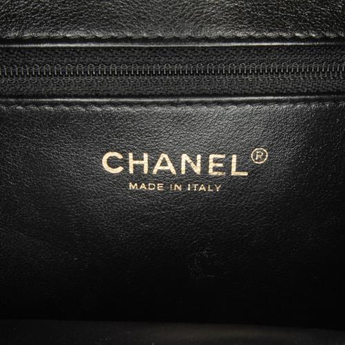 Chanel Medium Caviar CC Filigree Vanity Case