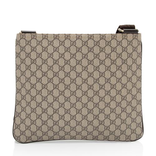 Gucci GG Supreme Classic Flat Medium Messenger