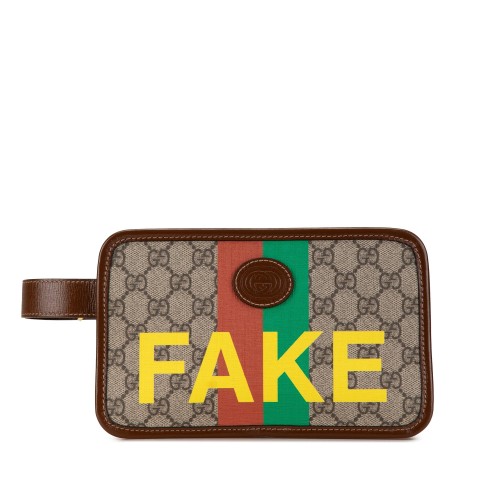 Gucci GG Supreme Fake/Not Cosmetic Pouch