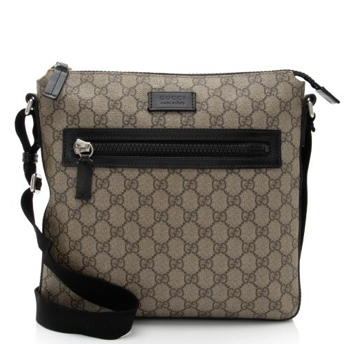 Gucci GG Supreme Flat Front Zip Messenger