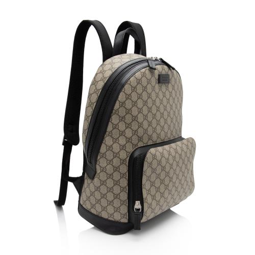 Gucci GG Supreme Medium Backpack