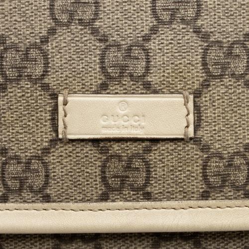 Gucci GG Supreme Flap Small Messenger