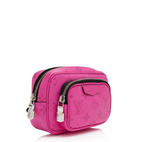 Louis Vuitton Taigarama Leather Outdoor Pouch