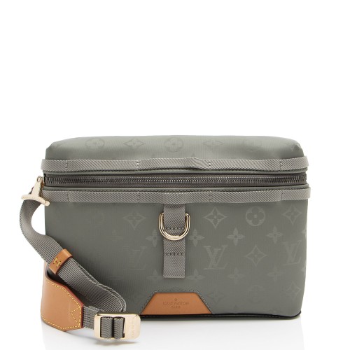 Louis Vuitton Monogram Canvas Titanium PM Messenger