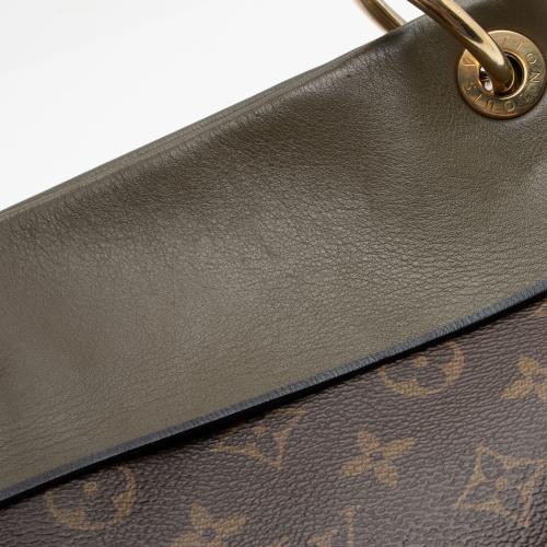 Louis Vuitton Monogram Canvas Tuileries Besace Shoulder Bag