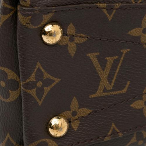 Louis Vuitton Monogram V Tote BB