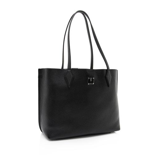 MCM Leather Yris Medium Shopper Tote