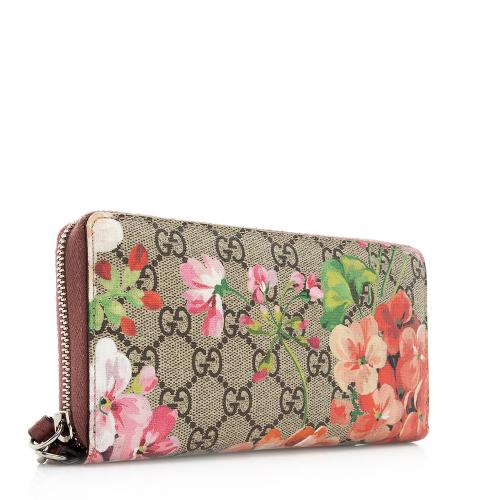 Gucci GG Supreme Blooms Wristlet Wallet