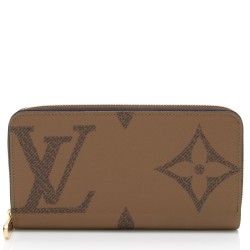 Louis Vuitton Giant Reverse Monogram Zippy Wallet