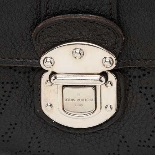 Louis Vuitton Mahina Leather Amelia Wallet